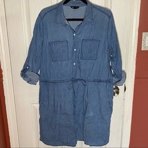 🌼 Joe Fresh chambray dress